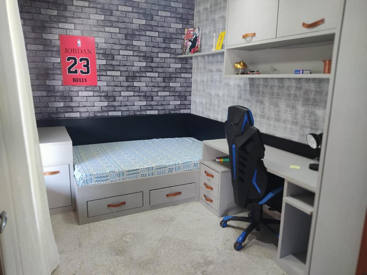 Linda Casa Com Piscina Em Interlagos Vila Velha Es Βίλα Εξωτερικό φωτογραφία