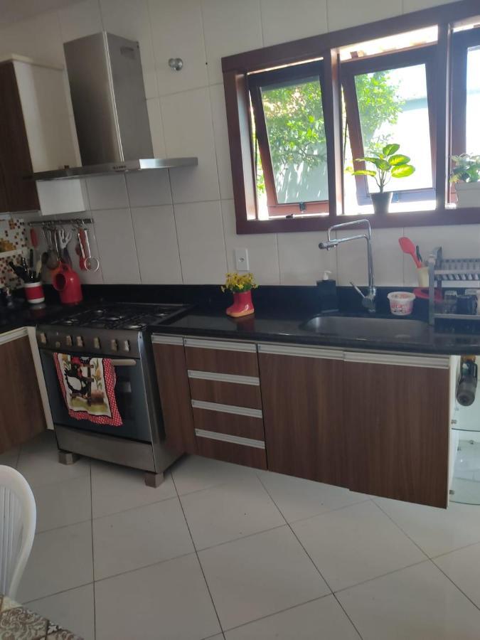 Linda Casa Com Piscina Em Interlagos Vila Velha Es Βίλα Εξωτερικό φωτογραφία