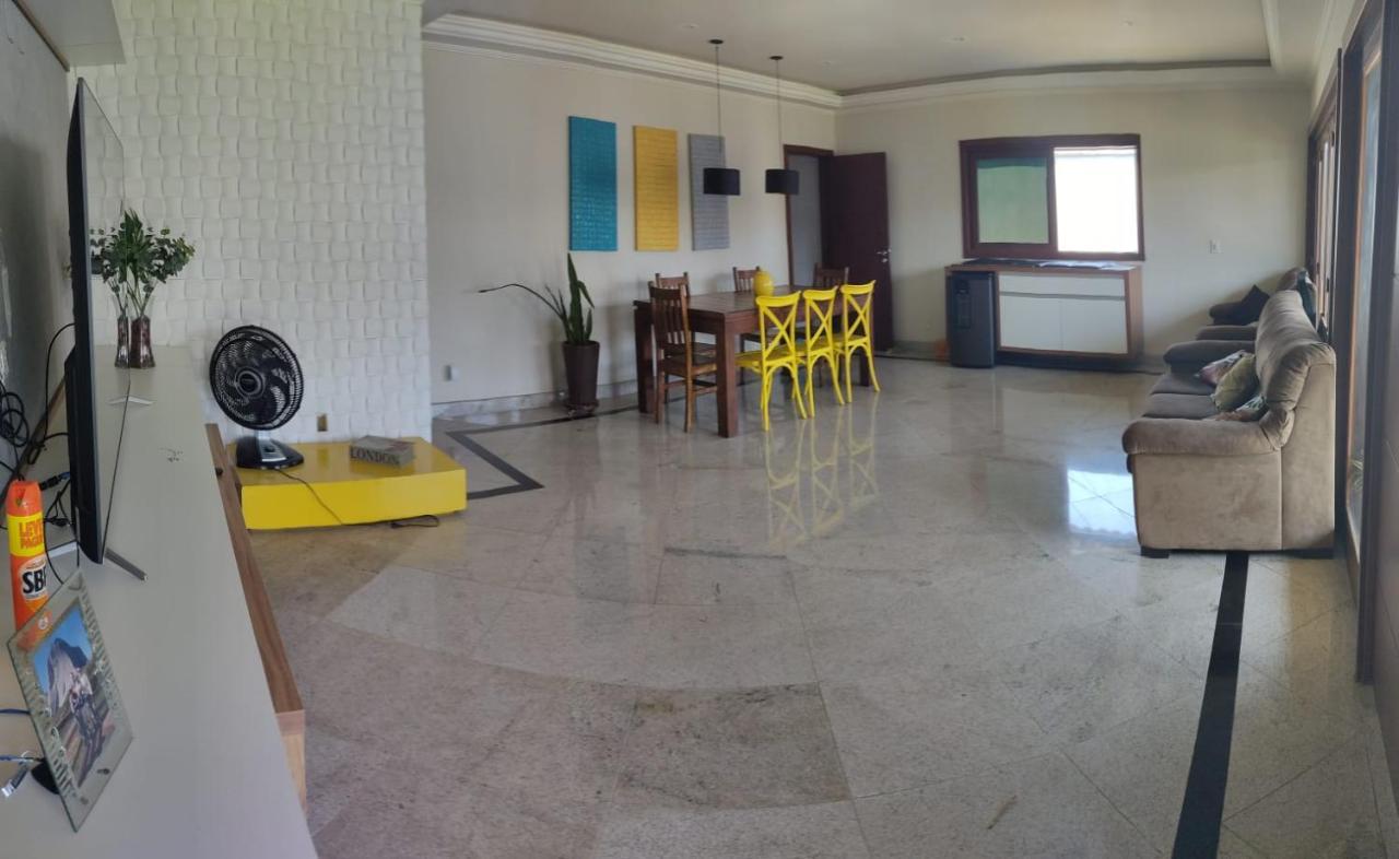 Linda Casa Com Piscina Em Interlagos Vila Velha Es Βίλα Εξωτερικό φωτογραφία