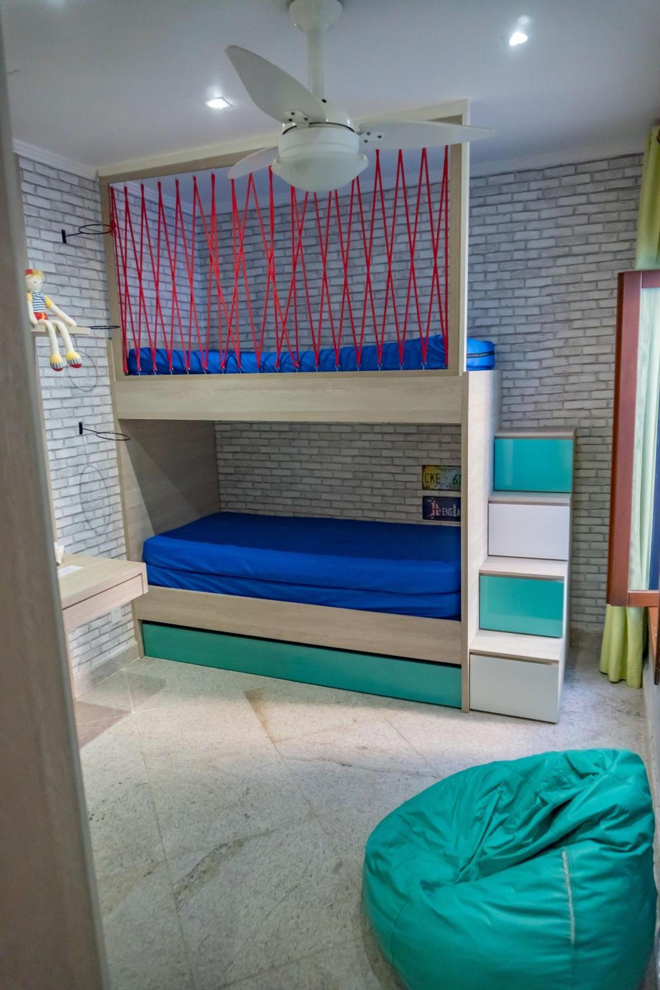 Linda Casa Com Piscina Em Interlagos Vila Velha Es Βίλα Εξωτερικό φωτογραφία